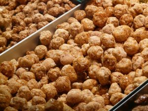 Mon chien peut-il manger des noix de macadamia ? Attention aux risques graves